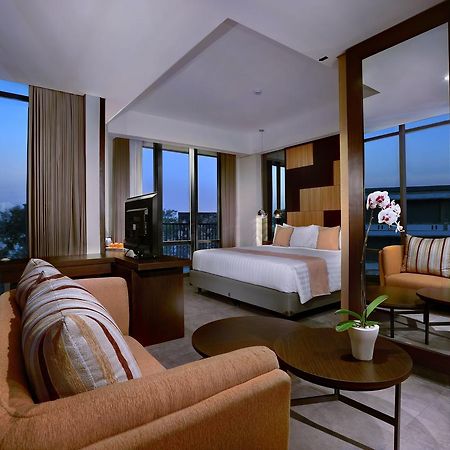 Aston Inn Mataram Exterior foto