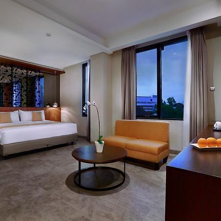 Aston Inn Mataram Exterior foto