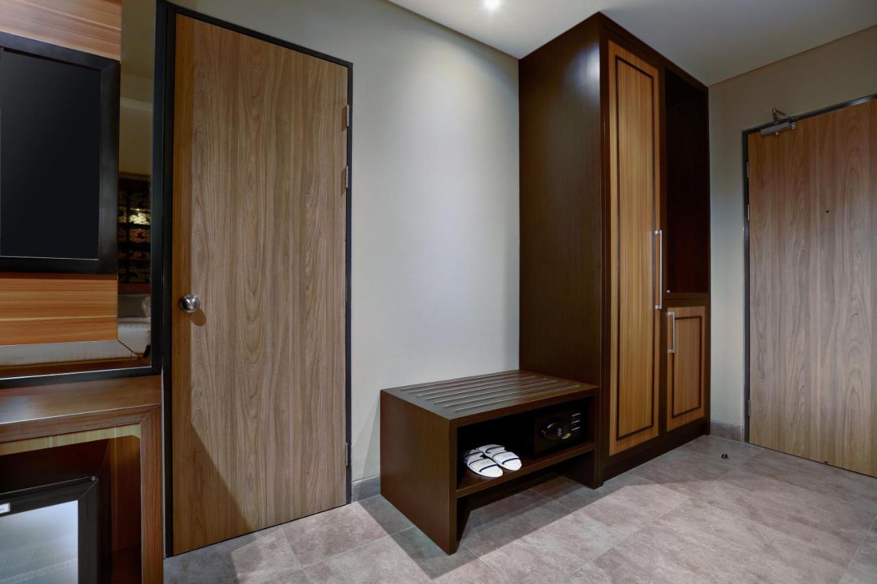 Aston Inn Mataram Exterior foto