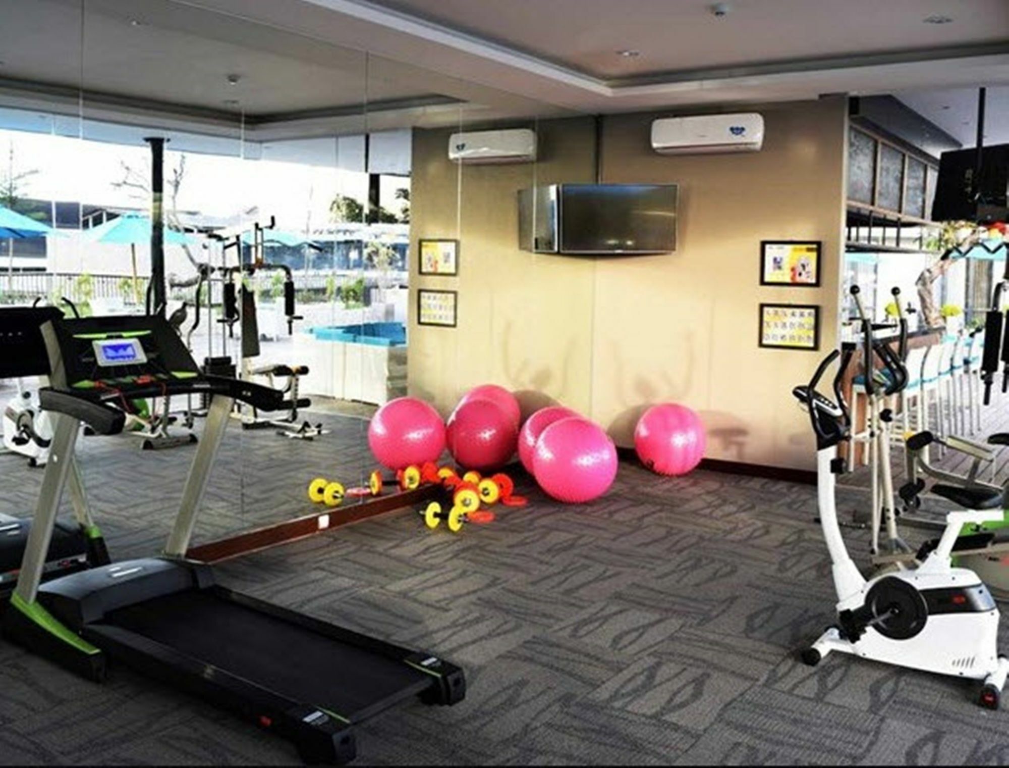 Aston Inn Mataram Exterior foto